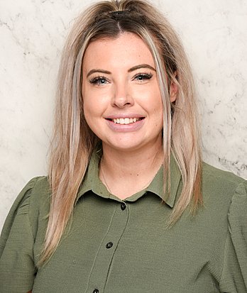 Amber Yates 