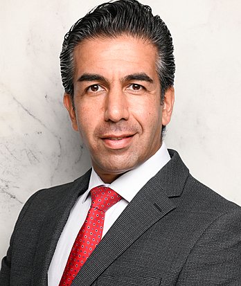 Ash Vaziry 