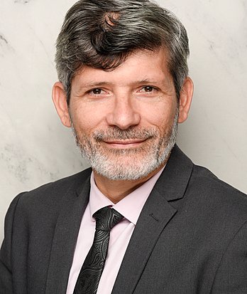 Awad Abouakl 