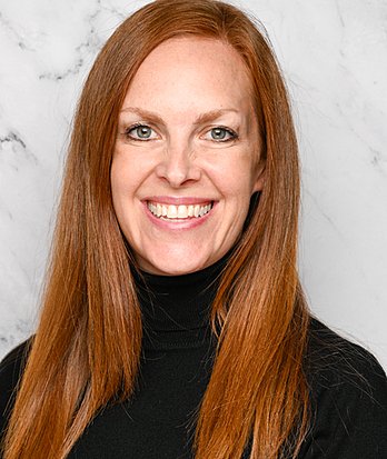 Fiona McLaren 
