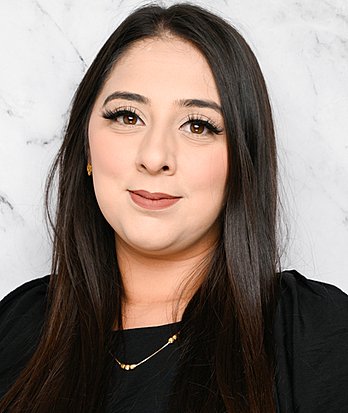 Isra Kauser 