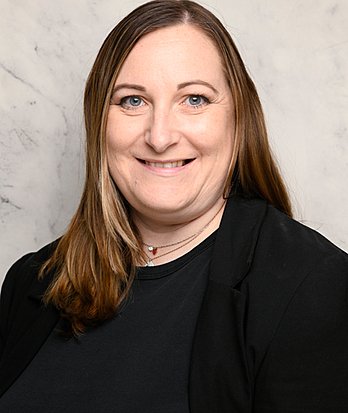 Lori Mackenzie 